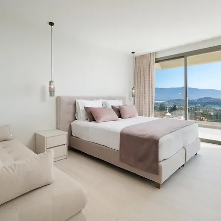Eleni Di Mare Villa *