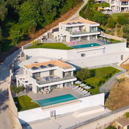Eleni Di Mare Villa *
